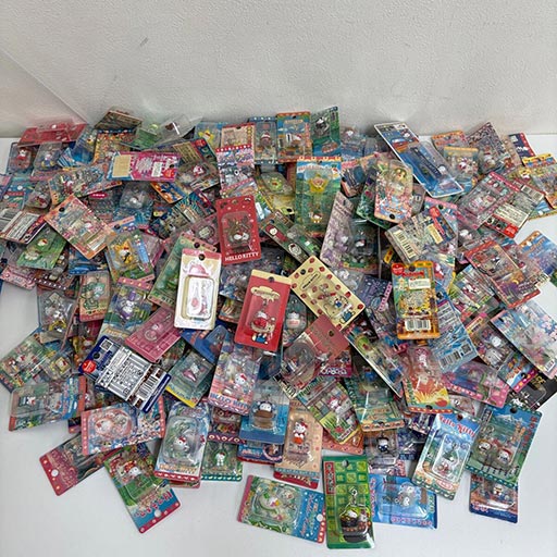 サンリオ ハローキティ ファスナーマスコット ご当地キティ 225個まとめて ご当地キーホルダー